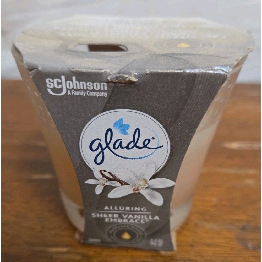 Glade Sheer Vanilla Embrace Candle 3.4 oz Retired Scent Discontinued New